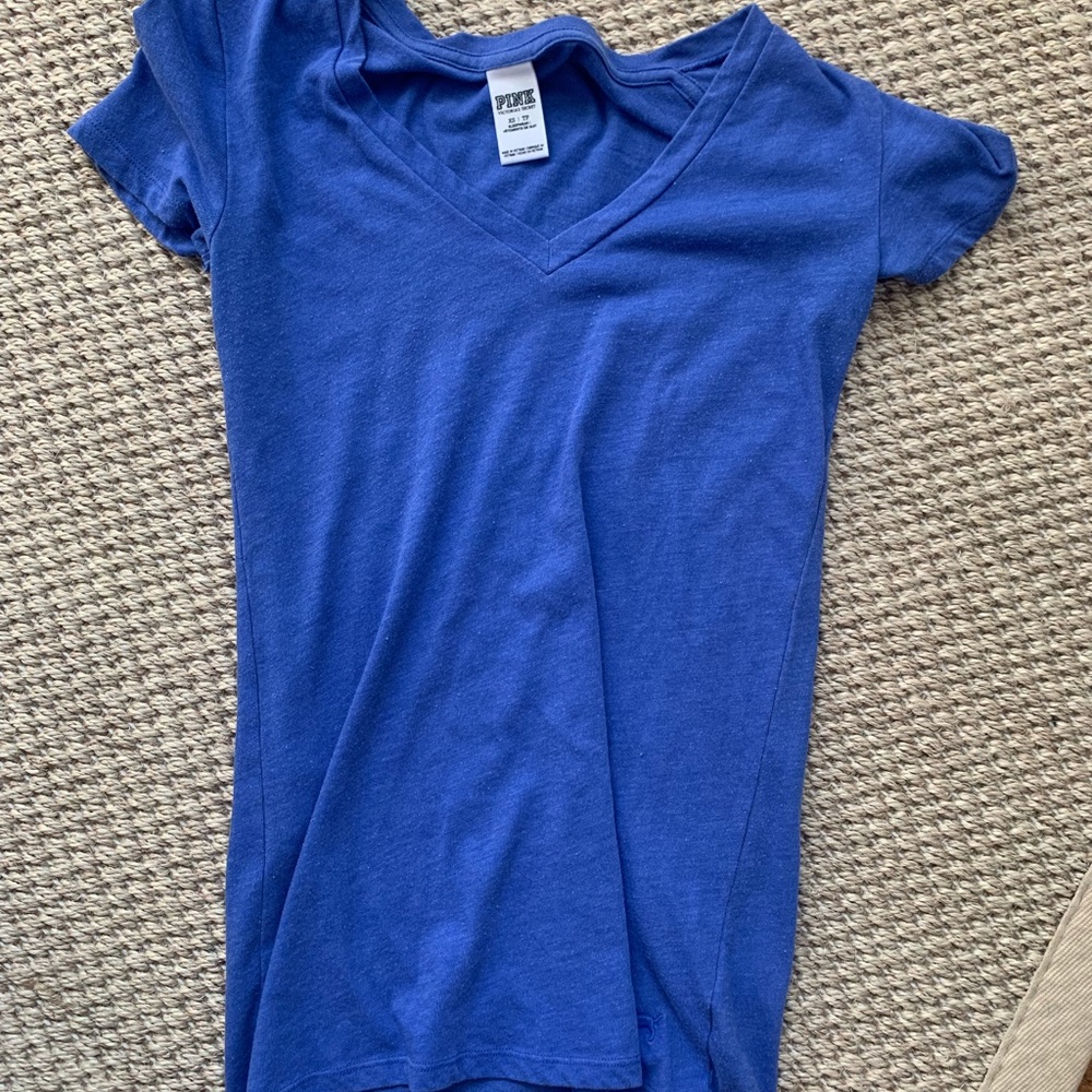 V neck t shirt